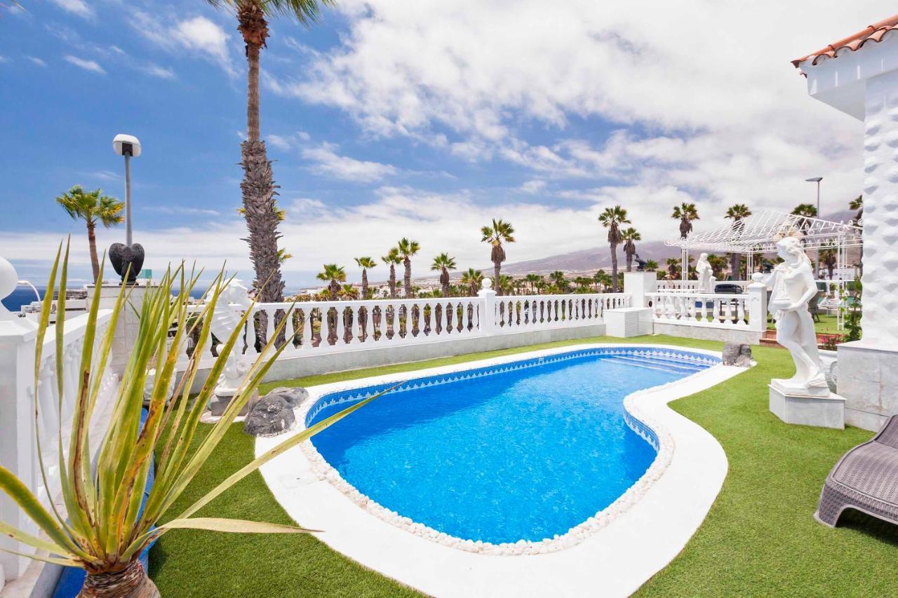 Villa Sara En San Eugenio - Sara Vacation أذيخي المظهر الخارجي الصورة