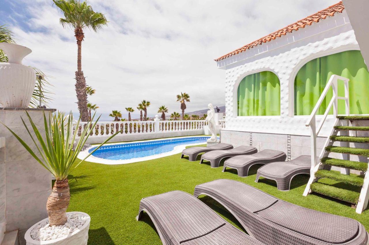 Villa Sara En San Eugenio - Sara Vacation أذيخي المظهر الخارجي الصورة